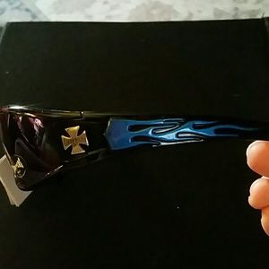 CHOPPERS Accessories - BNWT CHOPPERS MIRRORED SUNGLASSES CHOPPERS Accessories - BNWT CHOPPERS MIRRORED SUNGLASSES